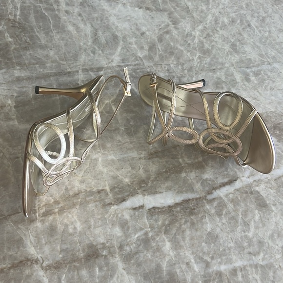 MAX STUDIO Gold Metallic Leather Strappy Heel Sandals Size 9 - Picture 5 of 12